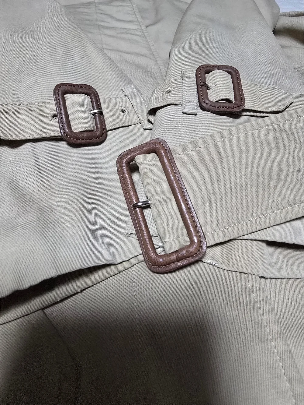 Vintage Burberry Beige Trench Coat with Nova Check Lining - Picture 10 of 10